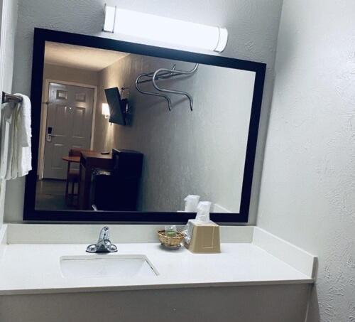 كينغزفيل Executive Inn المظهر الخارجي الصورة
